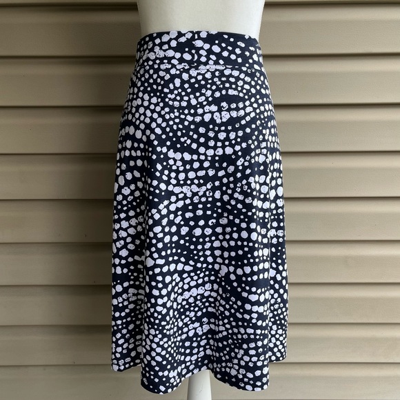 •Mountain Warehouse• NWT Country to Coast Skirt - Size 12 - Picture 4 of 8